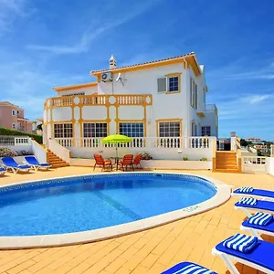 Sunny Villa
